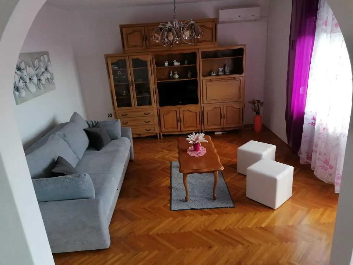 Sunny Family Apartment, Klenovica Apartment