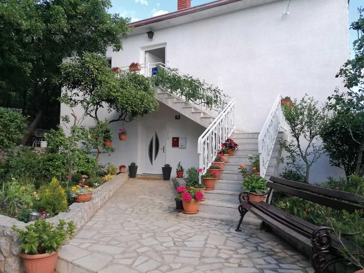 Apartment Sunny Family Apartment, Klenovica Kroatien