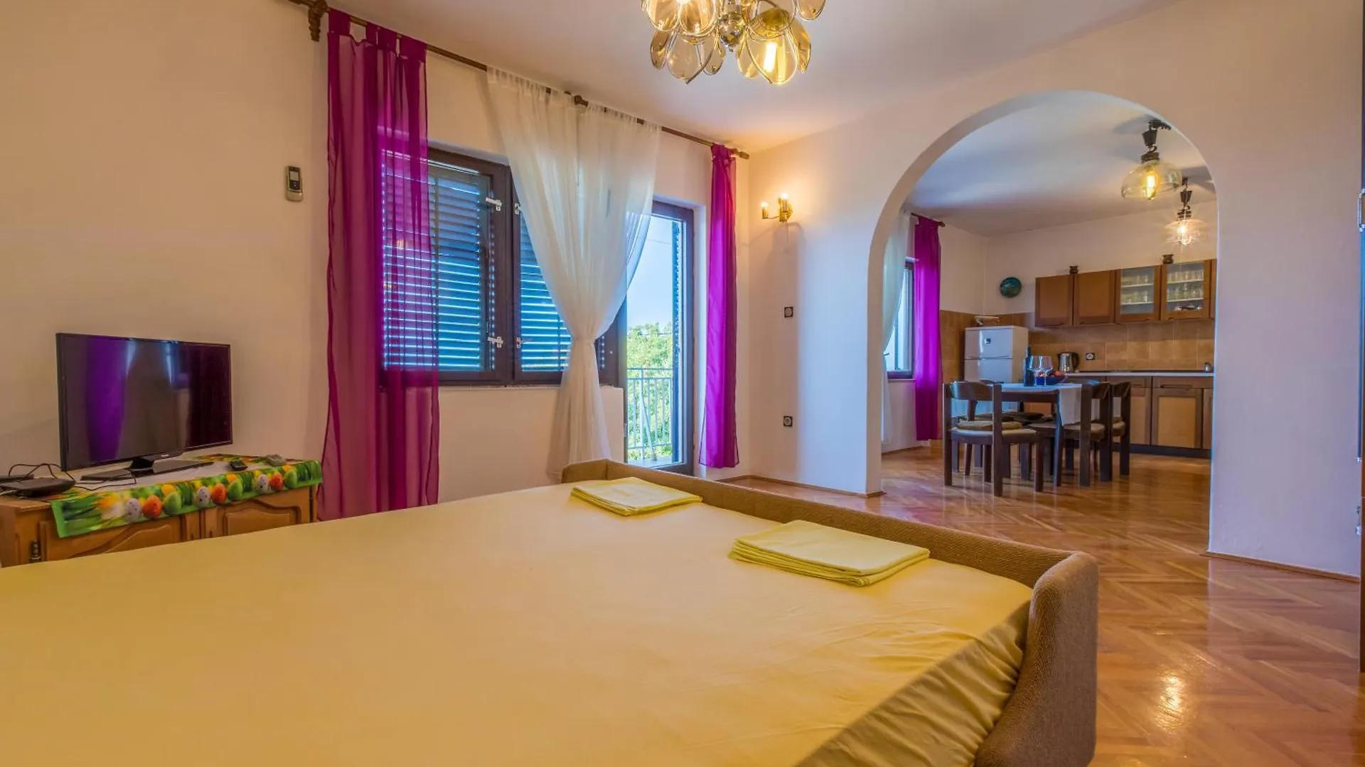 Sunny Family Apartment, Klenovica