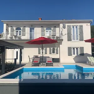 Mydayhouse Klenovica